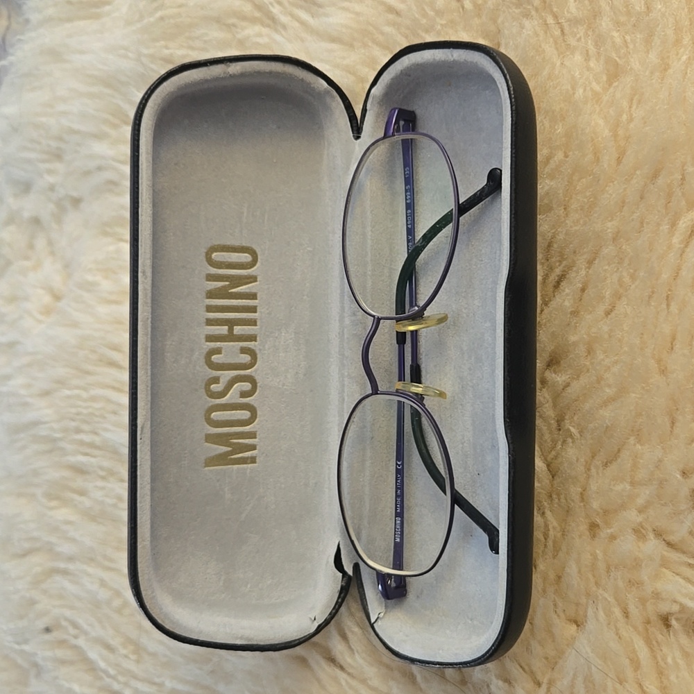 Moschino Y2K Glasses